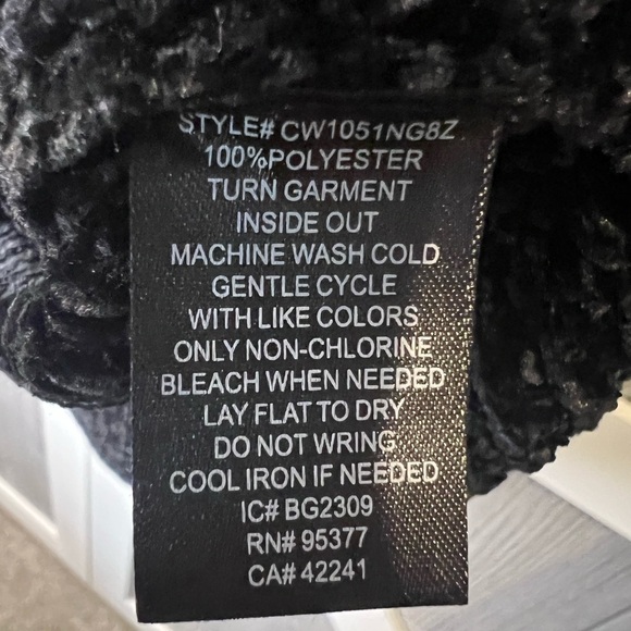 B11.16 NWT Sanctuary Under the Stars Chenille Sweater (Plus Size) 1X - Picture 6 of 7